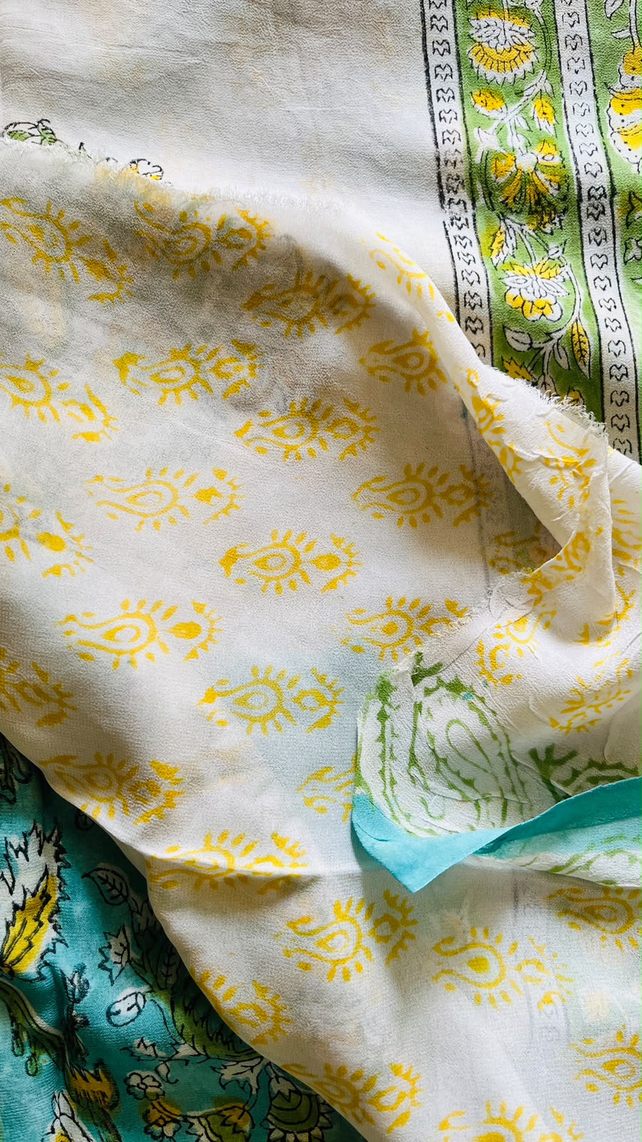 Neeraja – Aqua Floral Handblocked Georgette Saree