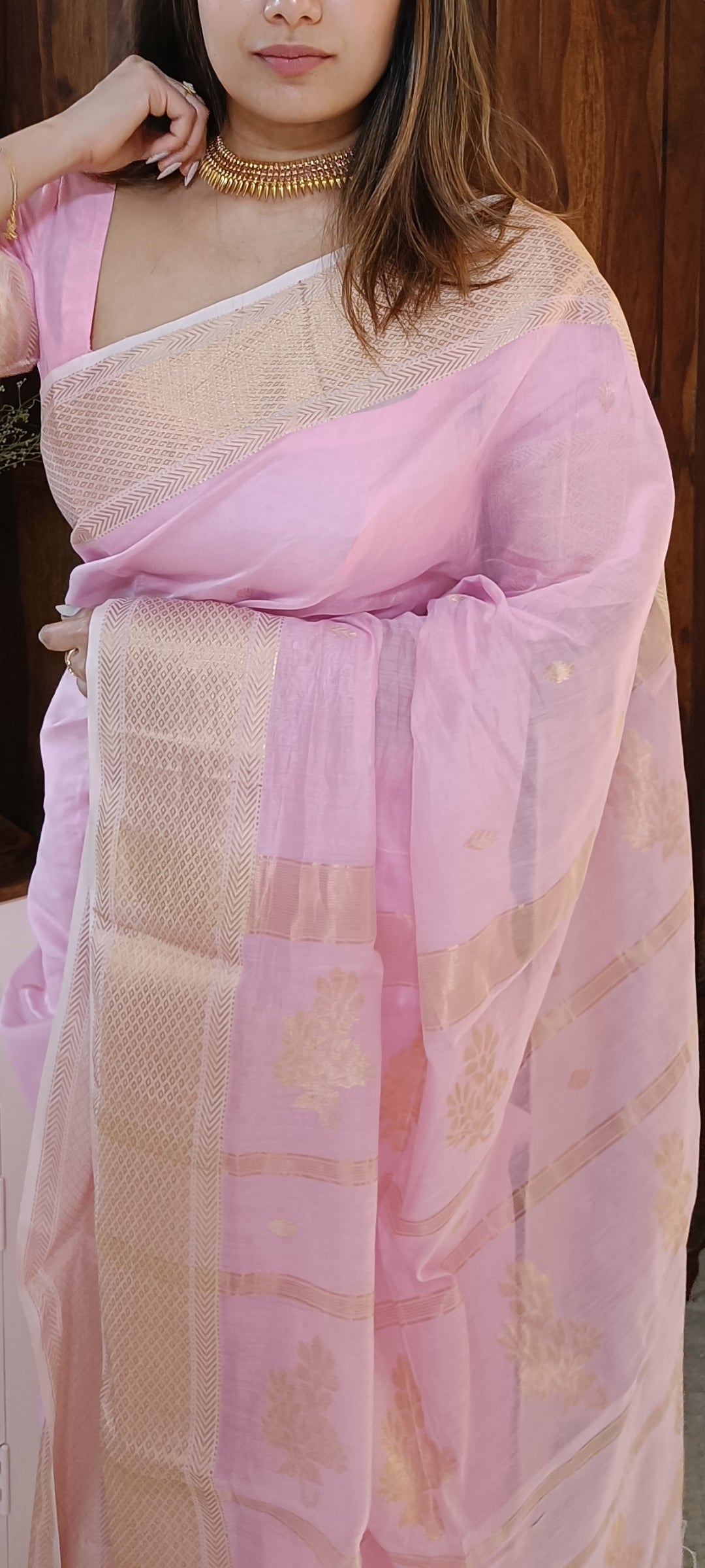 Gulabi Kanchan Maheswari Saree