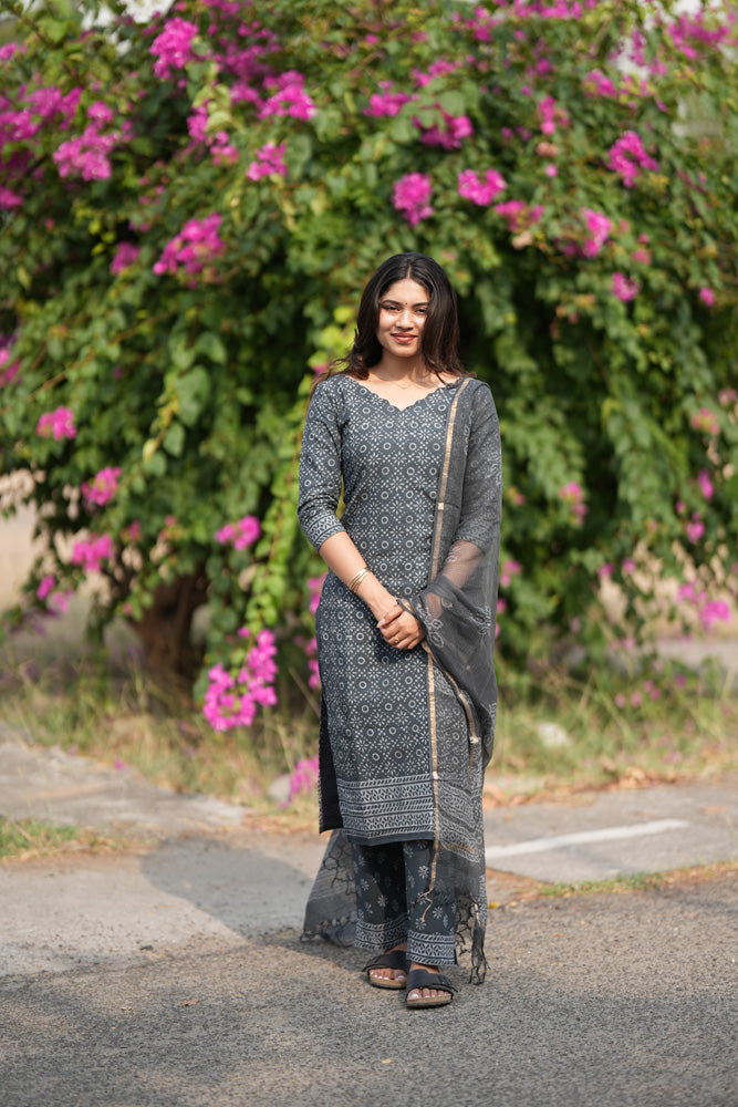 Grey kota doria suit