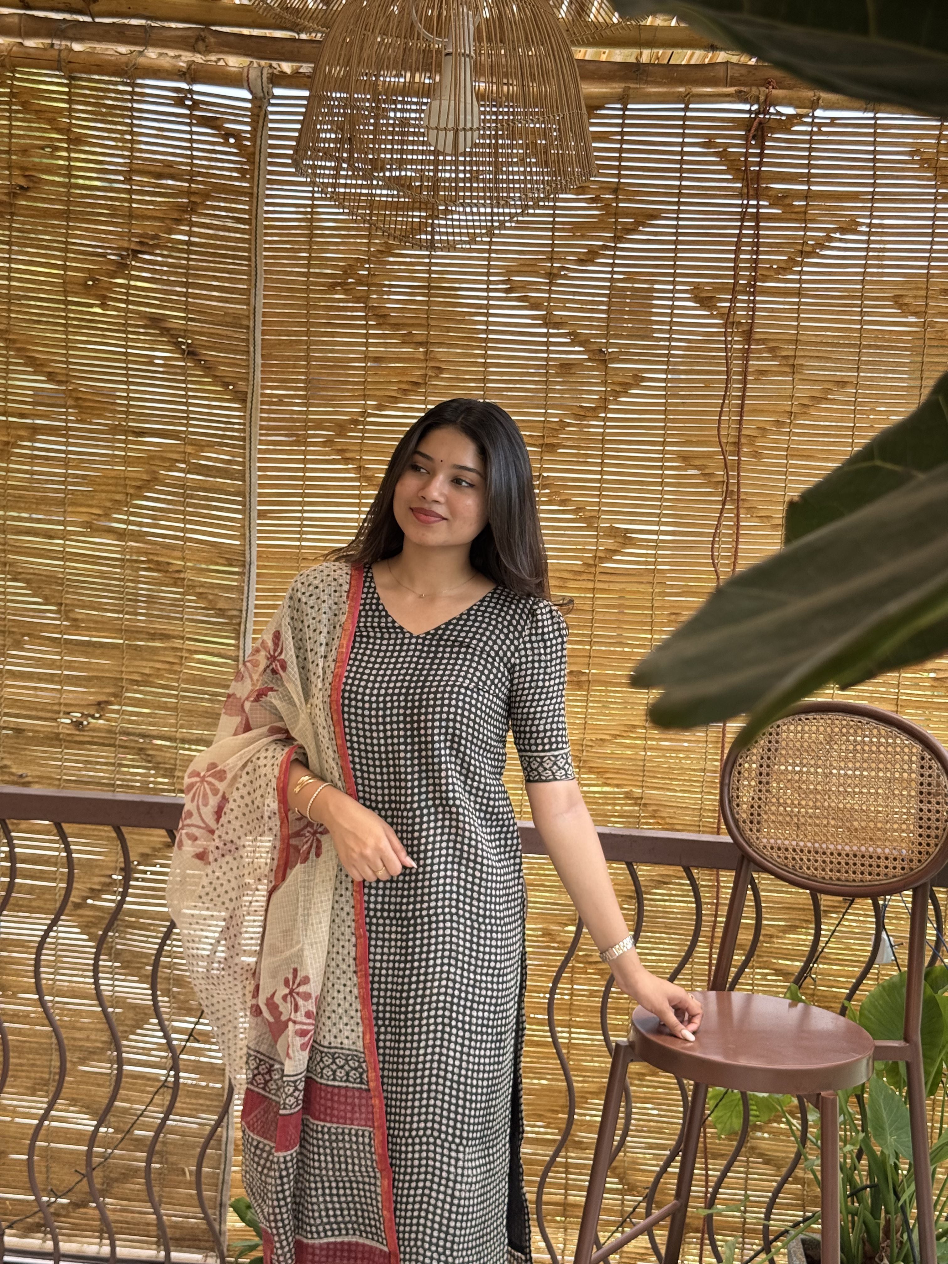 Aadhya Kota Doria suit