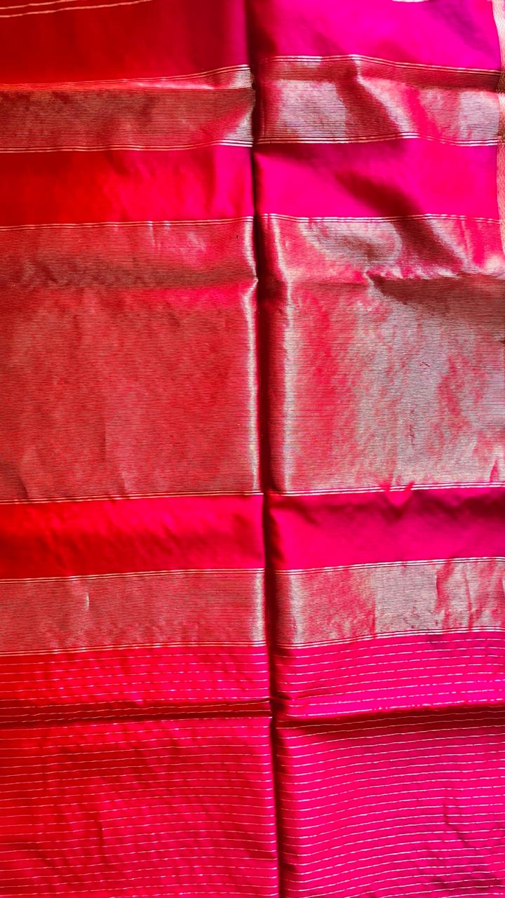Ranjani saree pallu and blouse piece in vibrant pink with metallic zari detail
